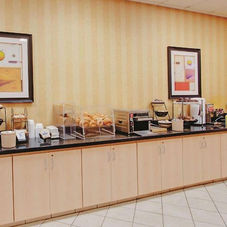 Ramada Inn By Wyndham Fairfield Nj Kültér fotó