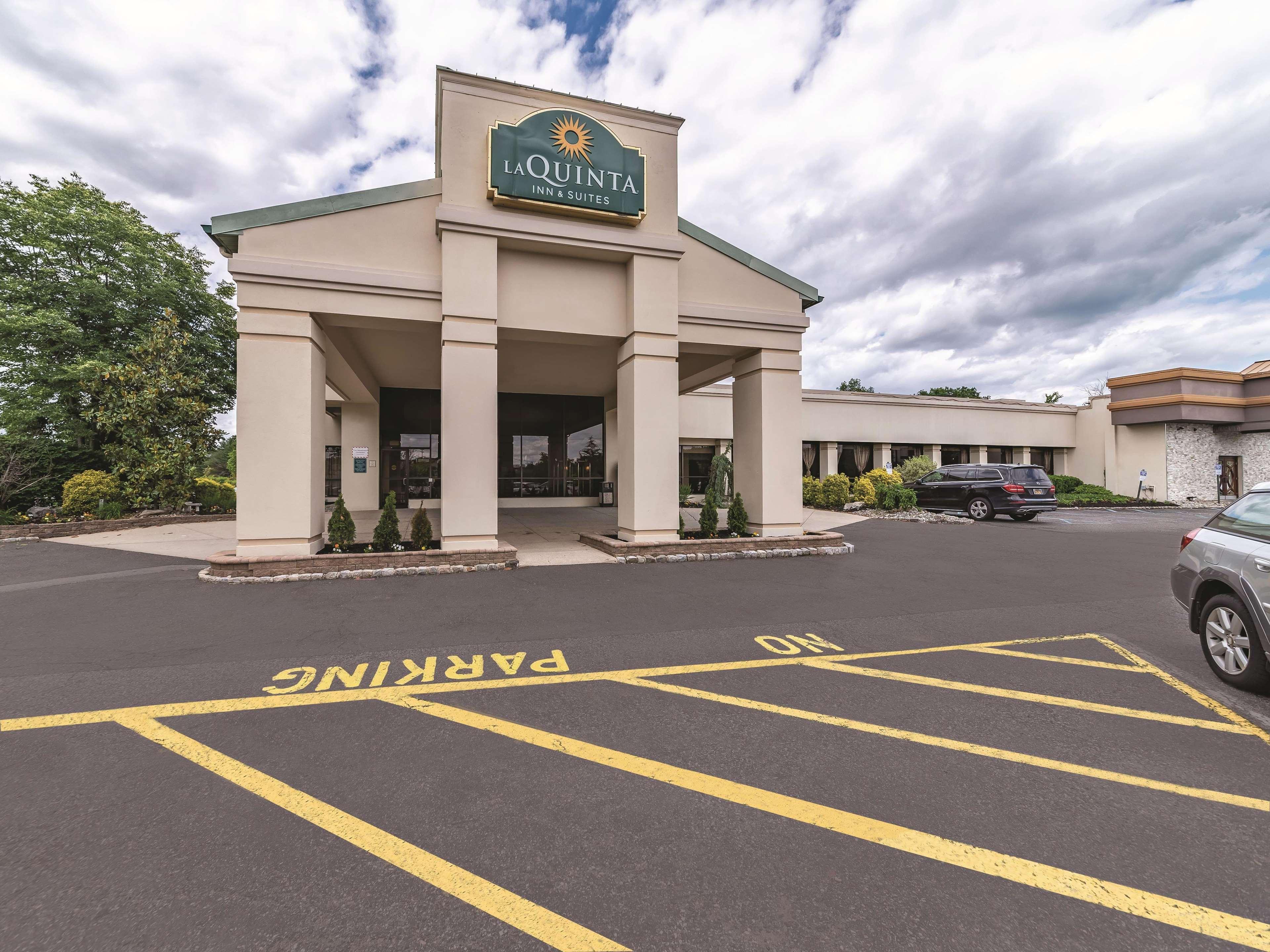 Ramada Inn By Wyndham Fairfield Nj Kültér fotó