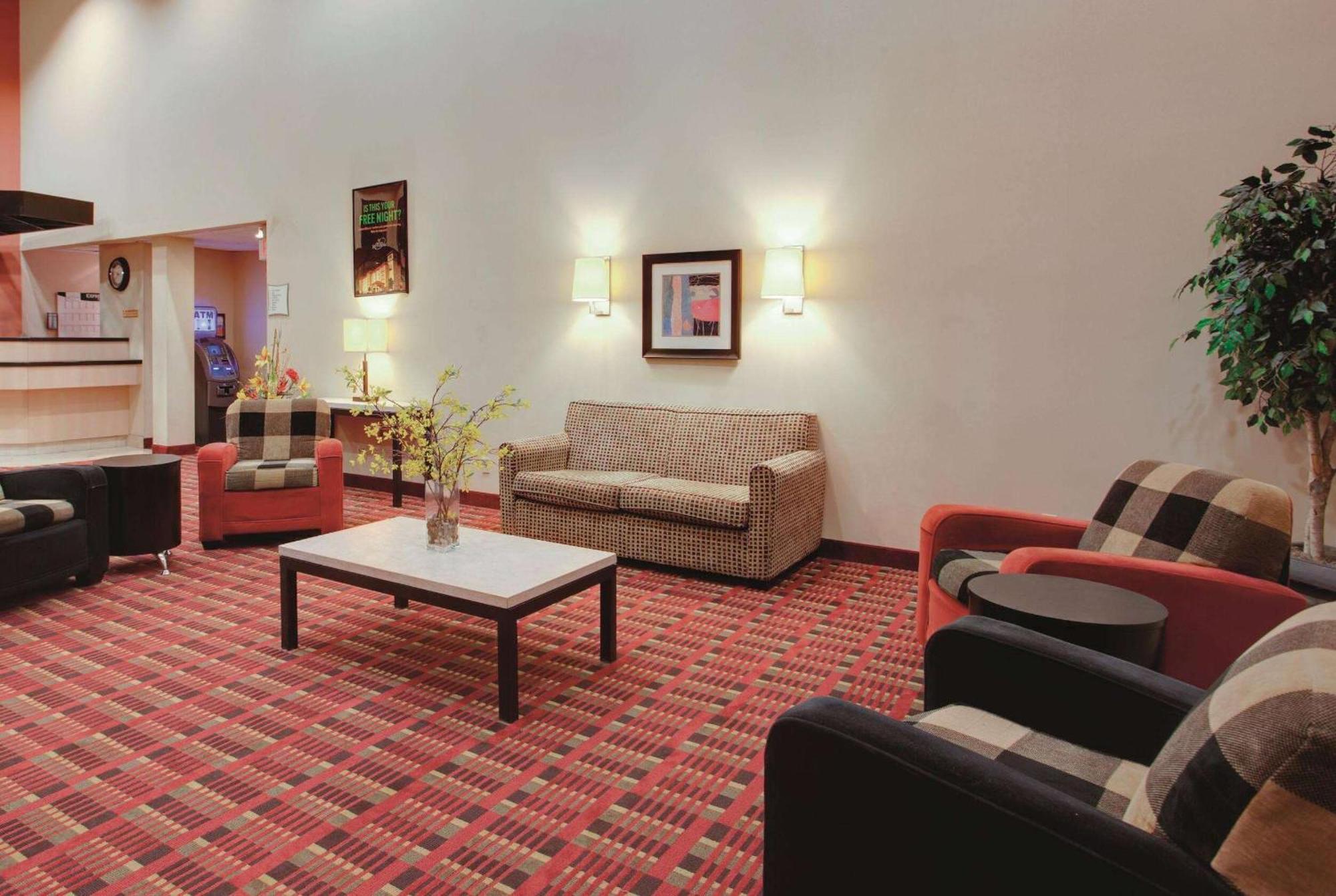 Ramada Inn By Wyndham Fairfield Nj Kültér fotó