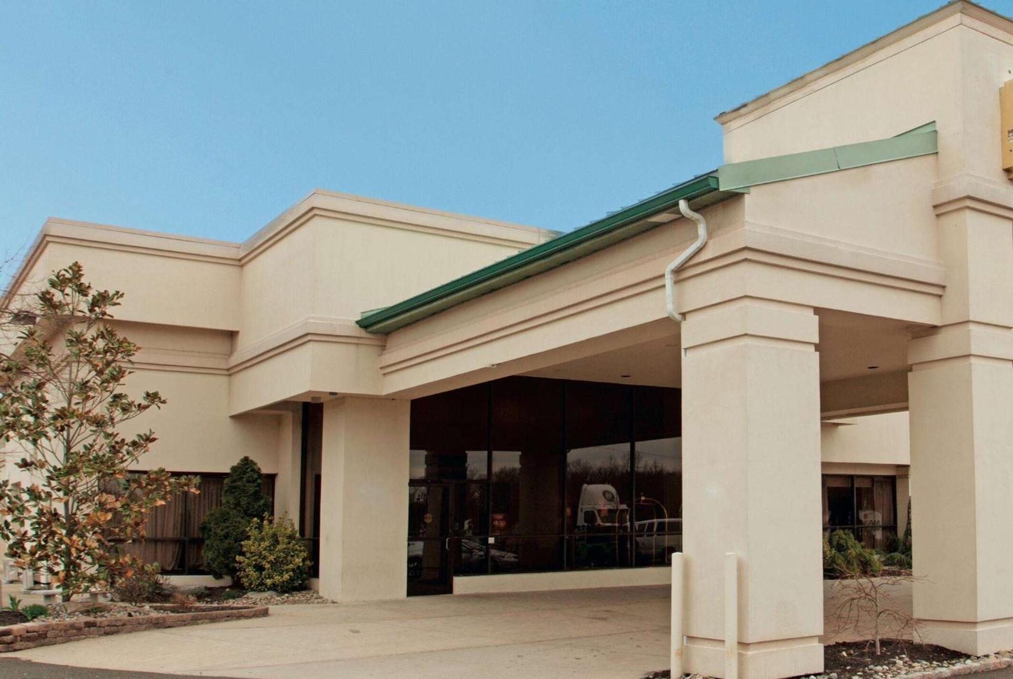 Ramada Inn By Wyndham Fairfield Nj Kültér fotó